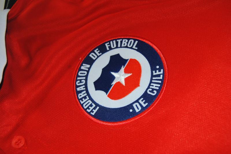 Chile 2015-16 Home Soccer Jersey - Click Image to Close