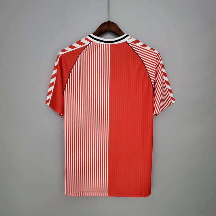 Denmark Retro Soccer Shirt 1986 Red Soccer Jersey - Click Image to Close