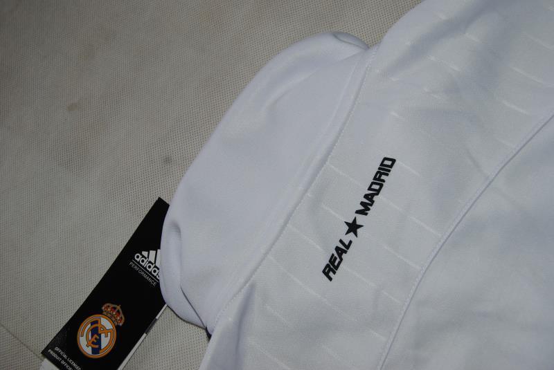Real Madrid 2015-16 White Soccer Jacket - Click Image to Close