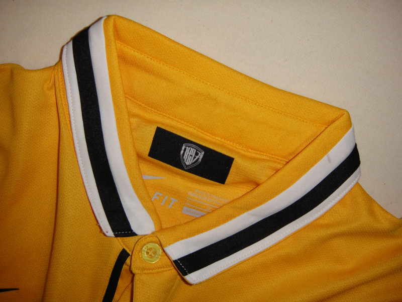 13-14 Juventus Away Yellow Jersey Shirt(Player Version) - Click Image to Close
