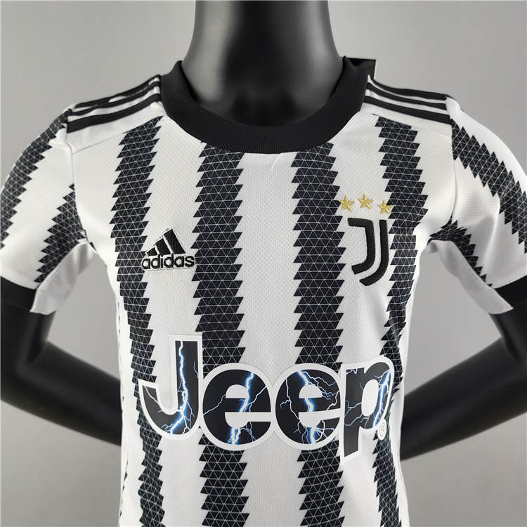 Kids Juventus 22/23 Home White&Black Football Kit Soccer Kit (Jersey+Shorts) - Click Image to Close