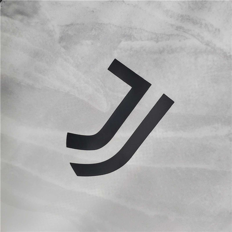 Juventus 21-22 White Jacket Windbreaker - Click Image to Close